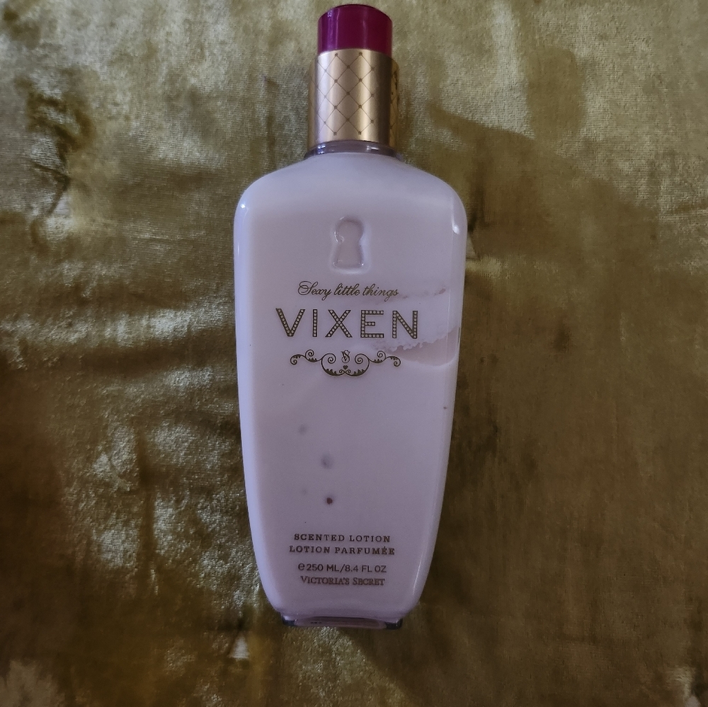 Victoria's Secret Sexy Little Things Vixen lotion 8.4 oz